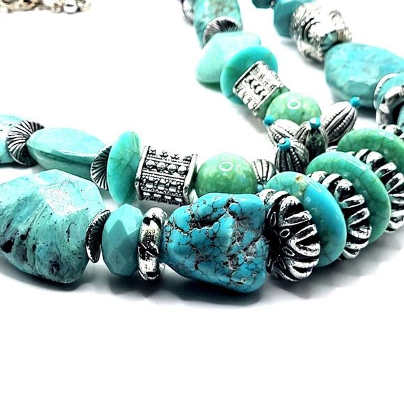 Magnolia Chunky Southwestern Turquoise Style Necklace 18" - Picture 1 of 6